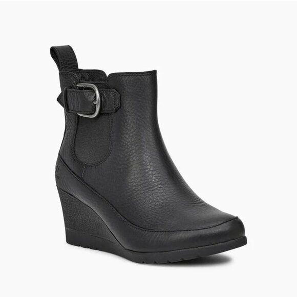 UGG Arleta Wedge Boot - Picture 1 of 7